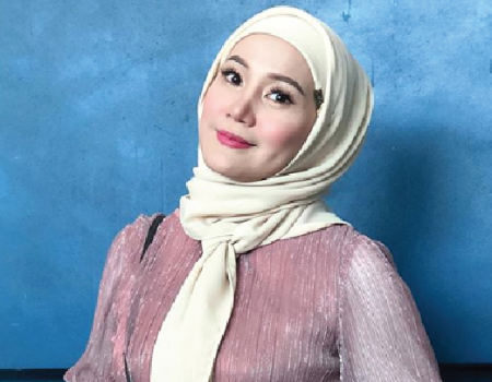 Yana Samsudin